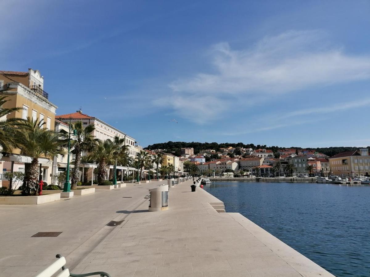 Apartments Marlen Mali Lošinj Eksteriør billede