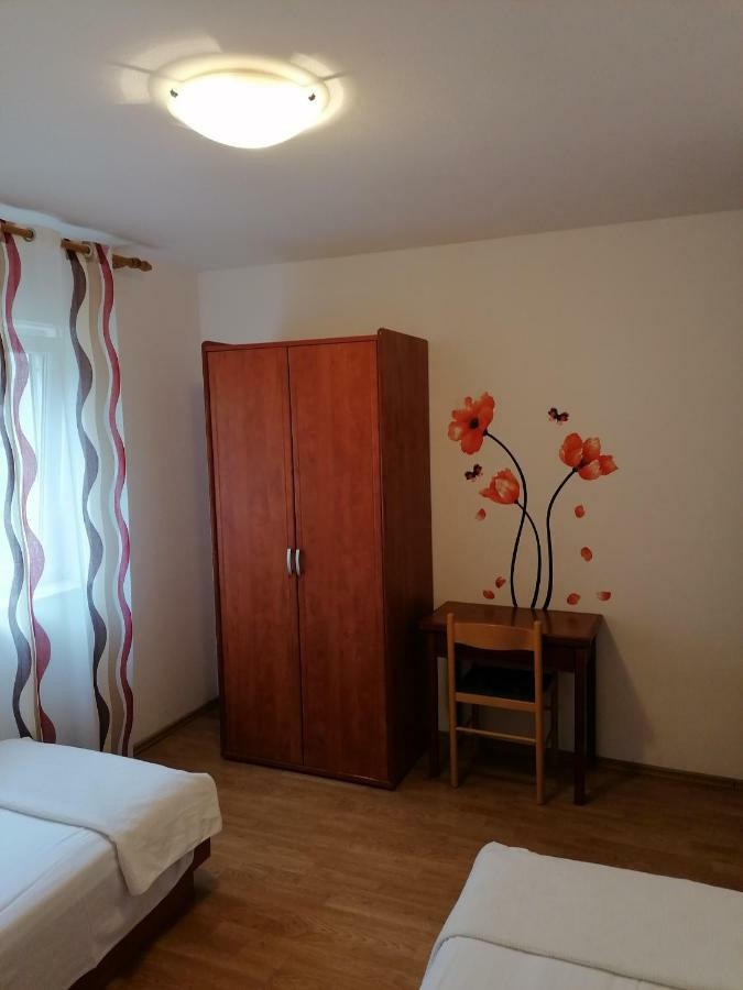 Apartments Marlen Mali Lošinj Eksteriør billede